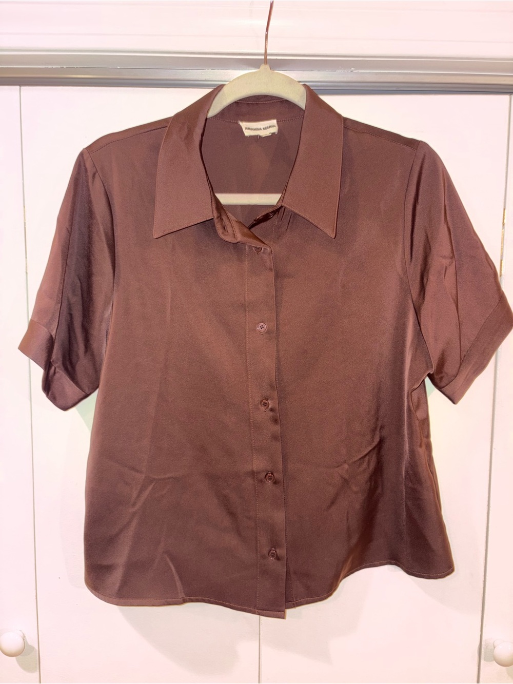 Amanda Maria Butter Satin Tee Blouse - brown size medium